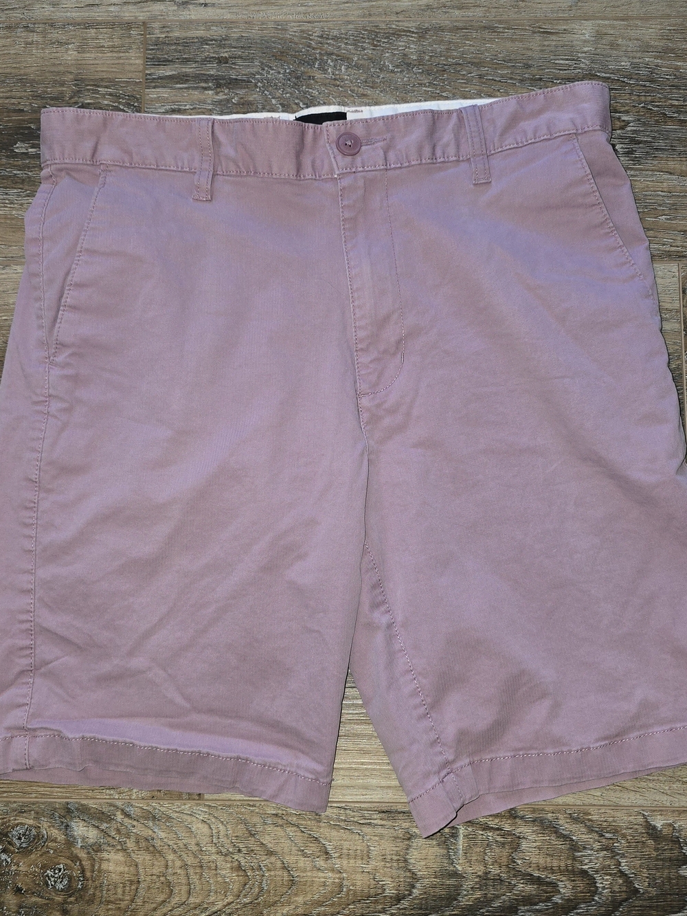 RVCA Daggers Chino Shorts Mens 31 Red Pink 10" Inseam Beach Casual Skate Retro